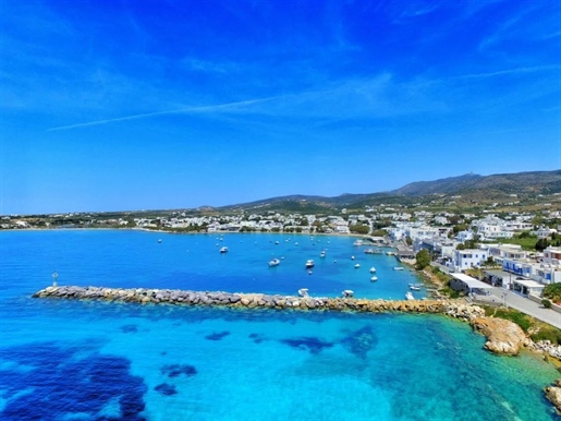 Plot in Paros, in front of the sea, can build 2000 sq.m.