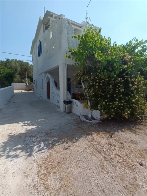 Building with 15 renting rooms for Sale in Mela, Skyros.
