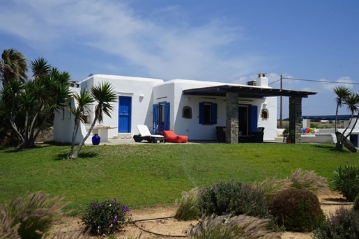 Detached house in Paros, Pounta area 250 meters from the beach.