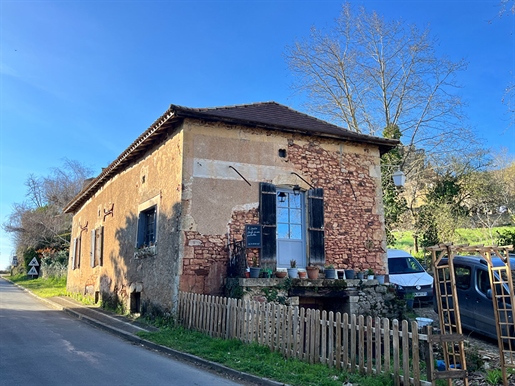 Restored stone house with garden, between Villeréal and Monpazier