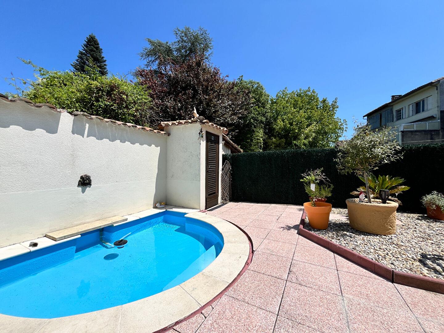 Impressive Family Home in Lauzun