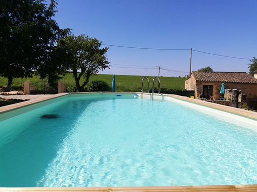 Maison Périgourdine avec Gîte et Dépendances, Beaumont du Perigord