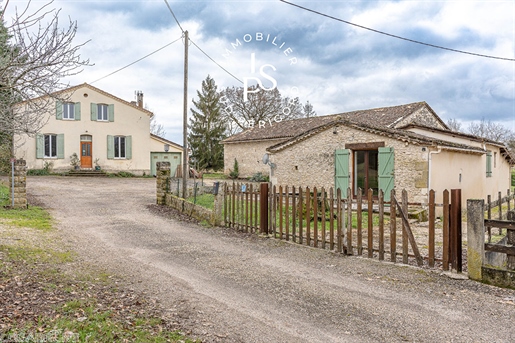 Stone property with gîte and outbuildings, Villeréal area