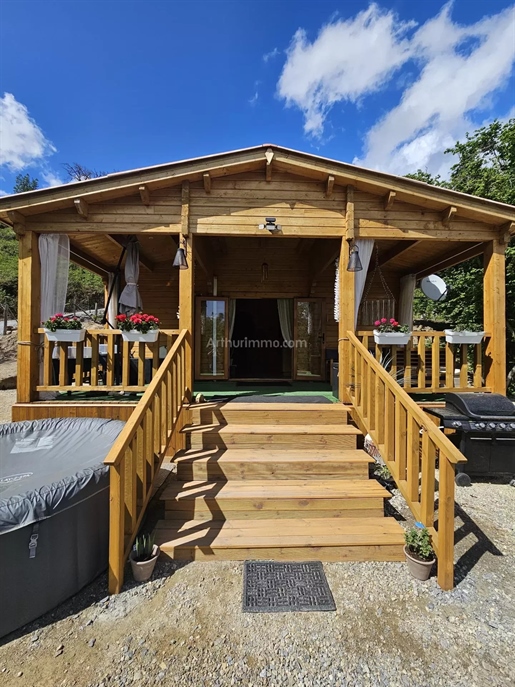 Wooden chalet - sea view