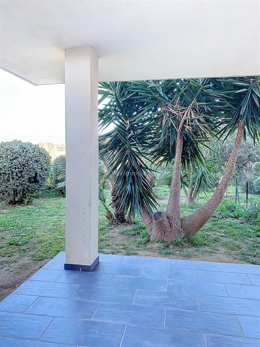 Compra: Apartamento (20220)