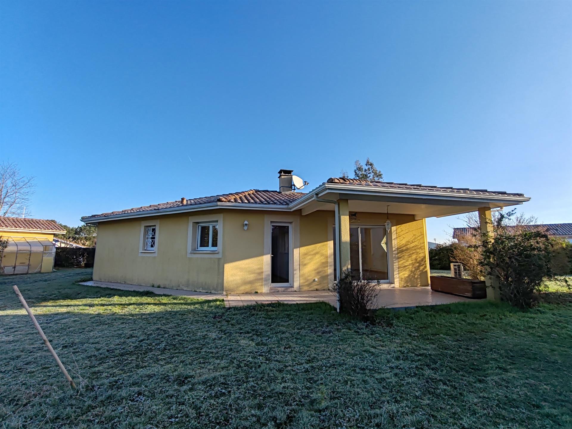 Compra: Vivenda (40200)