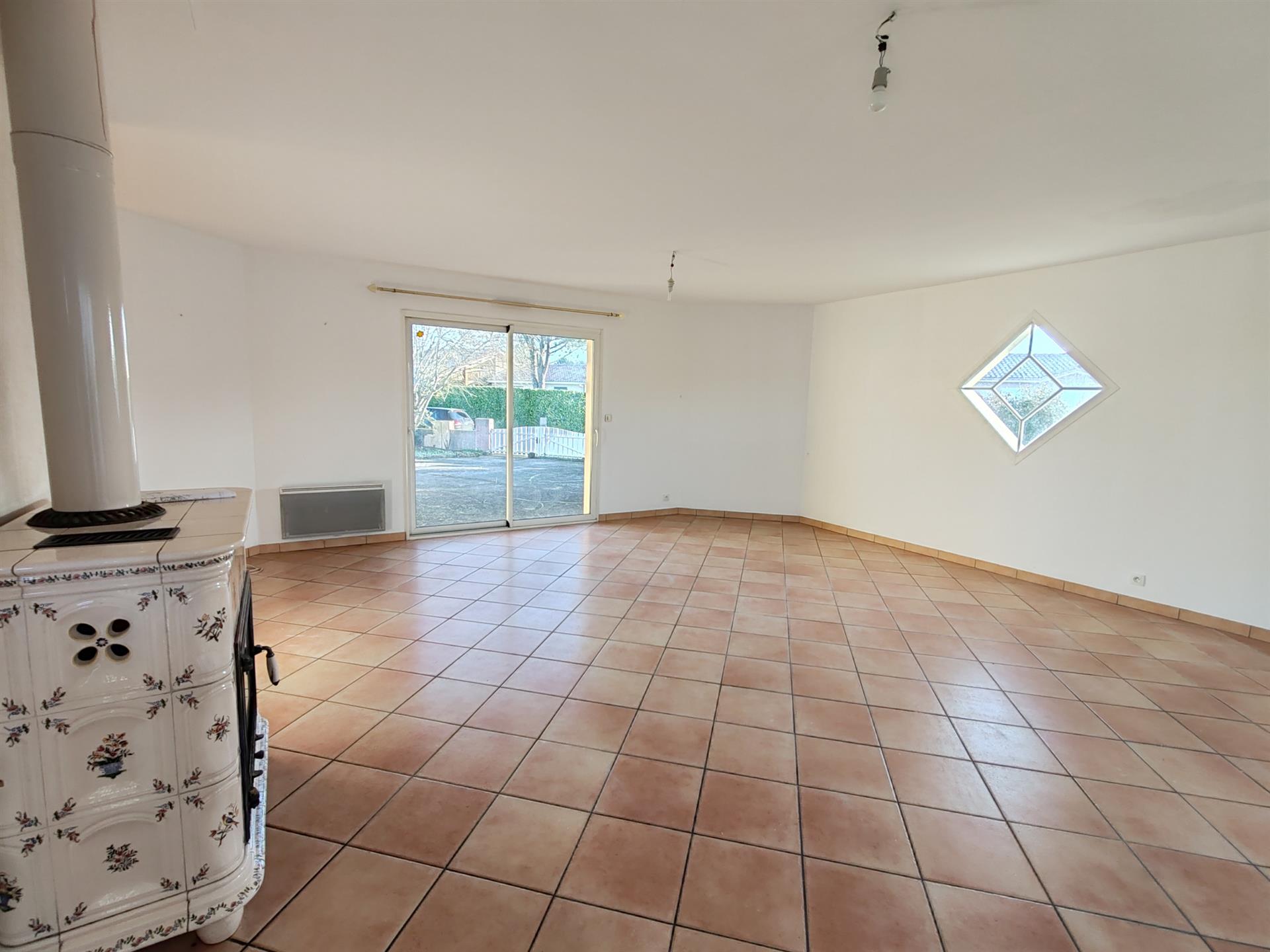Compra: Vivenda (40200)