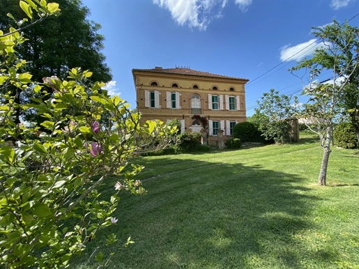 19Th century house of 238 m² on a plot of over 4000m²