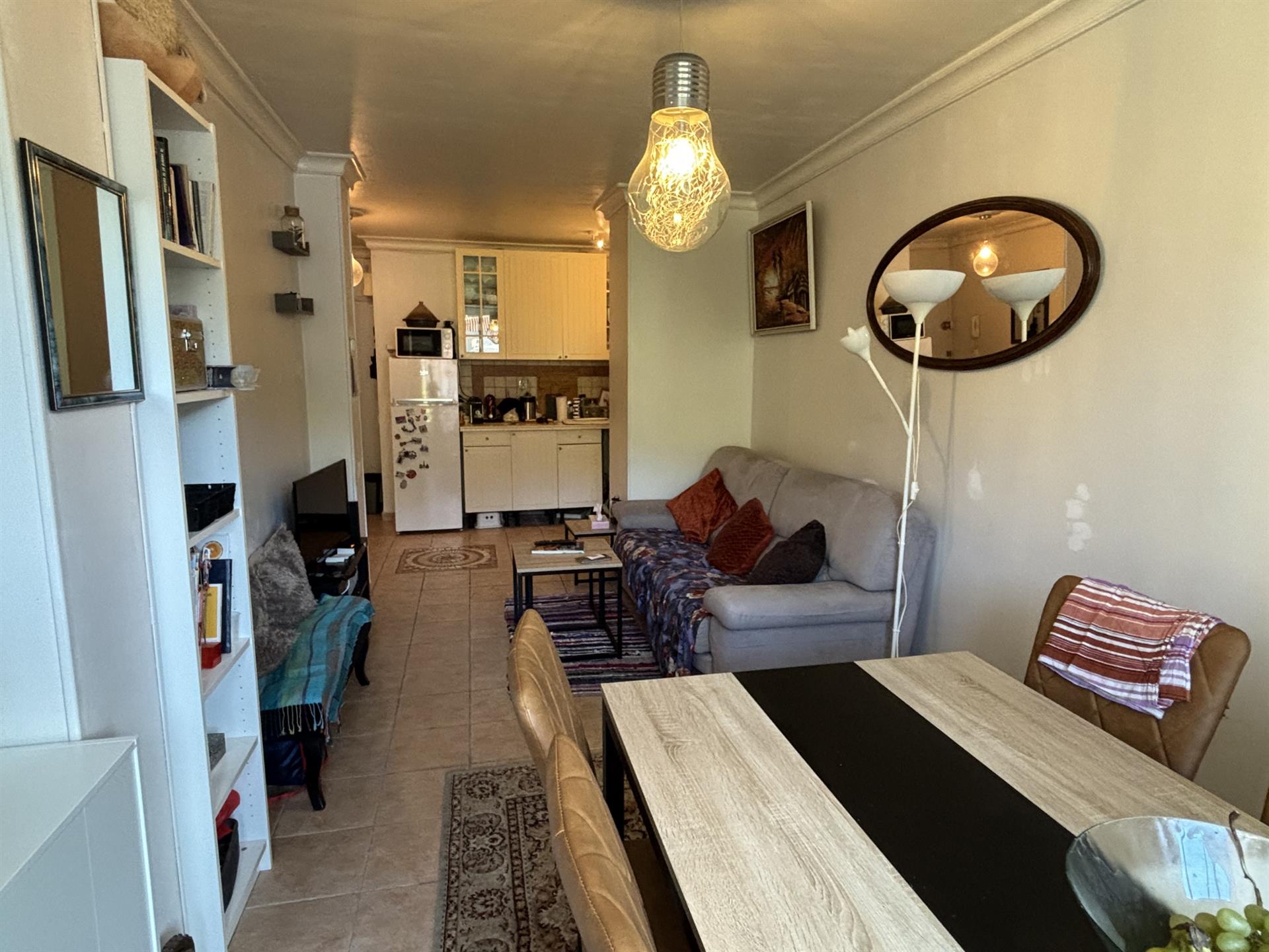 2 rooms 38,19 m2 Exclusivity Toulon vert coteau joli T2 + loggia in secure residence