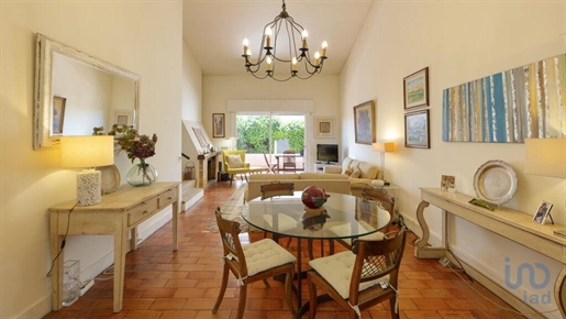 House with 5 Rooms in Faro with 176,00 m²