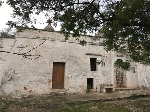 Ancient Farmhouse in Ostuni for sale