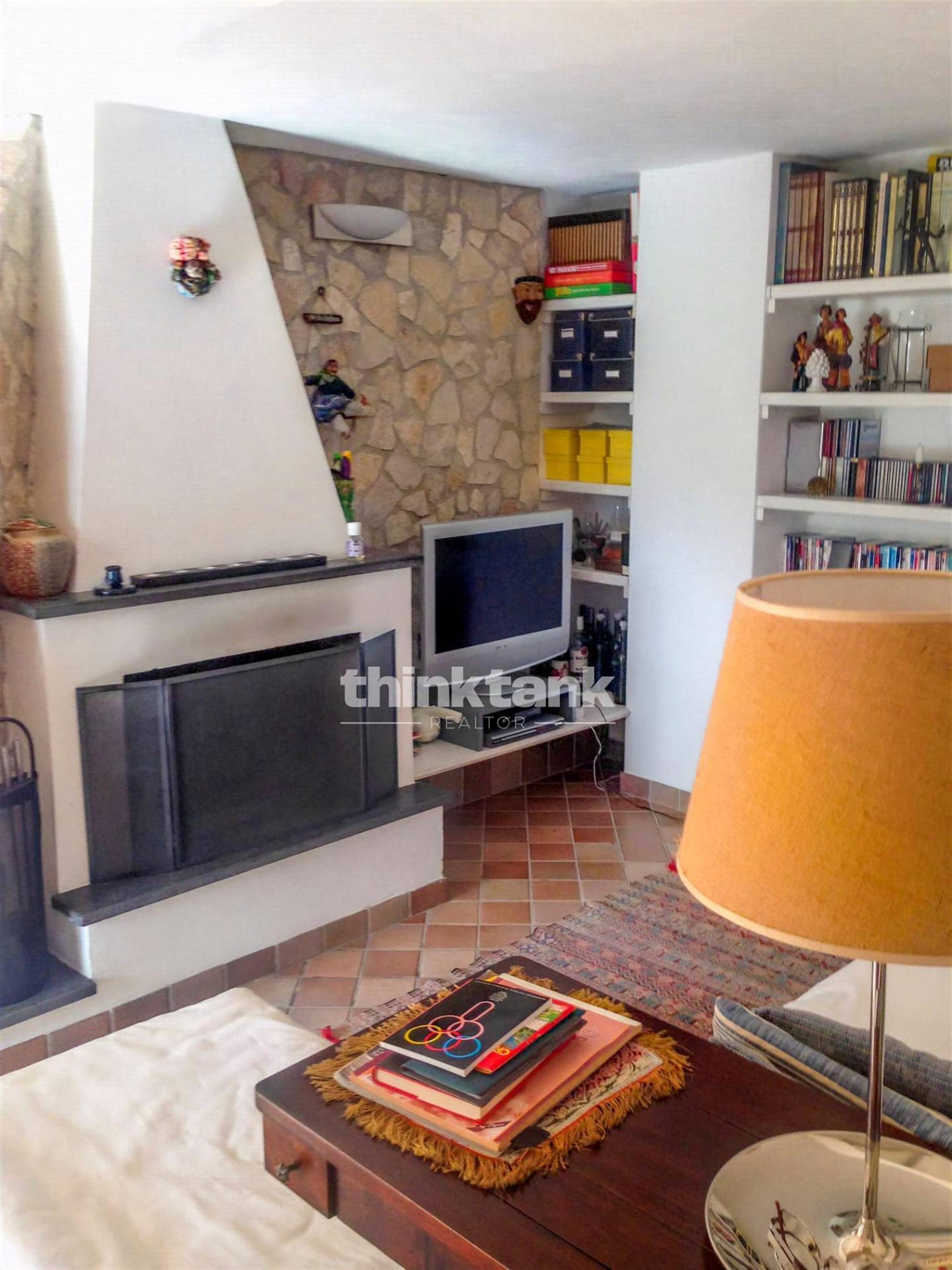 Purchase: House (92011)