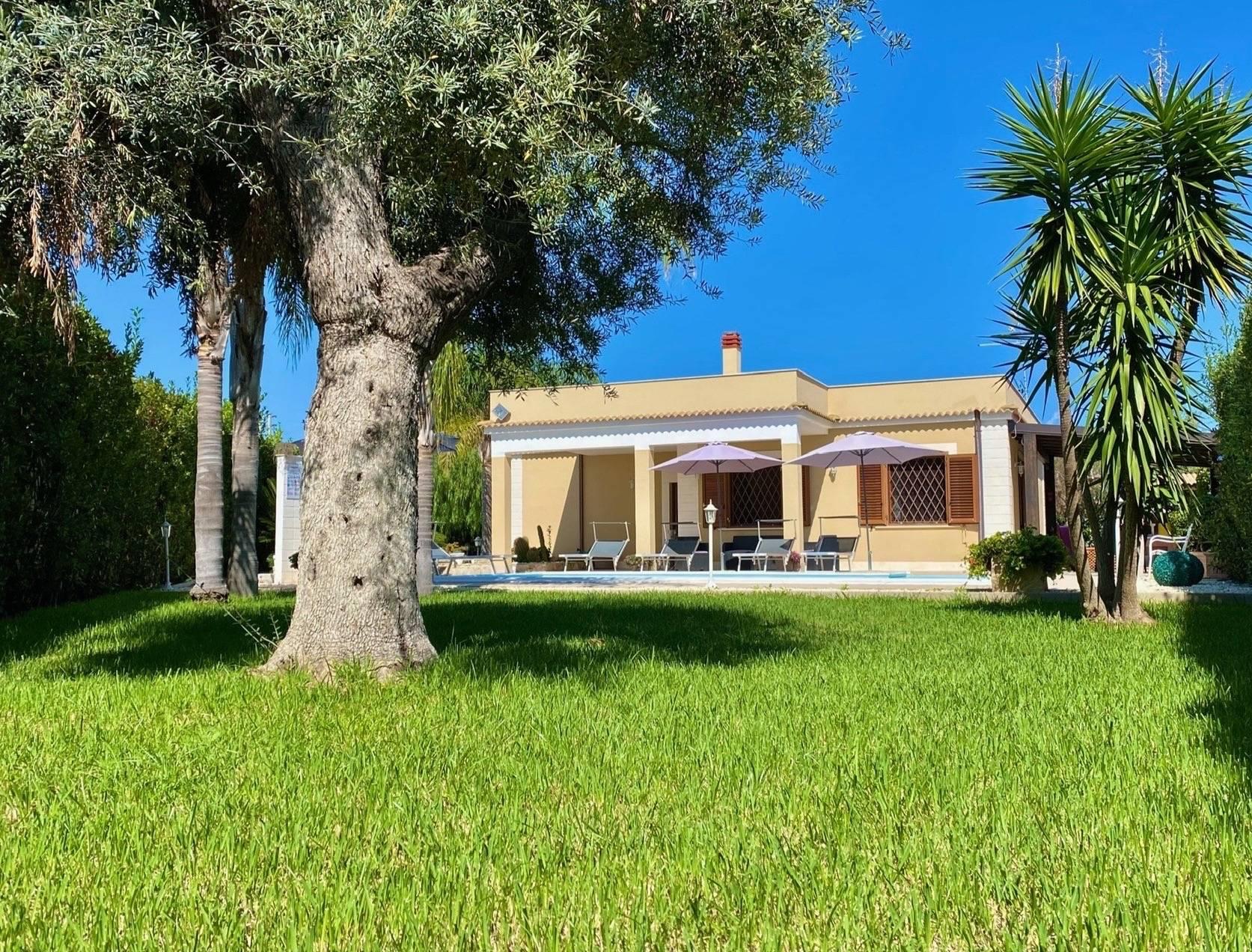 Purchase: House (96100)