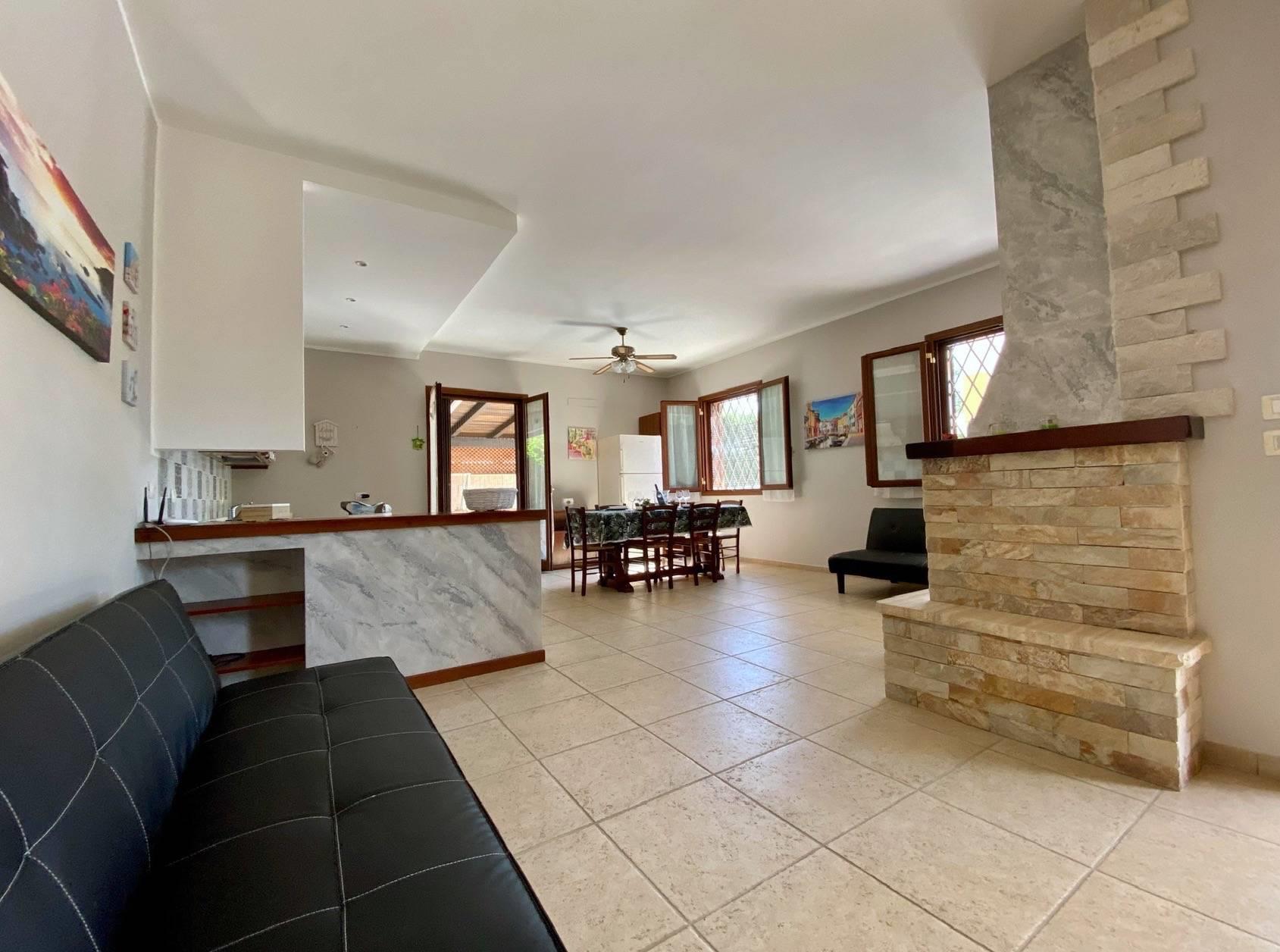Purchase: House (96100)