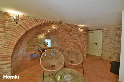 Village house of 240 m² 10 minutes from Granada with garage and garden
