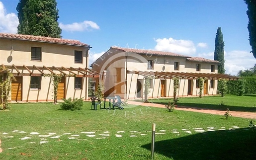 Magnificent historic residence overlooking the Tuscan countryside with views of the city of Siena