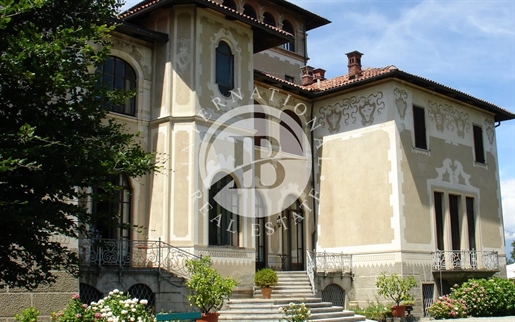 Elegant 17Th Century Castle With A 2Ha Park - Mercenasco (Turin)