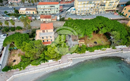 Incantevole Villa Affacciata Sul Mare Con Splendida Vista A Cervo