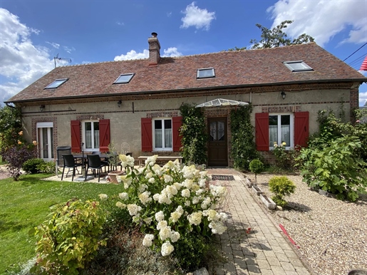 Maison ancienne restaurée en Normandie