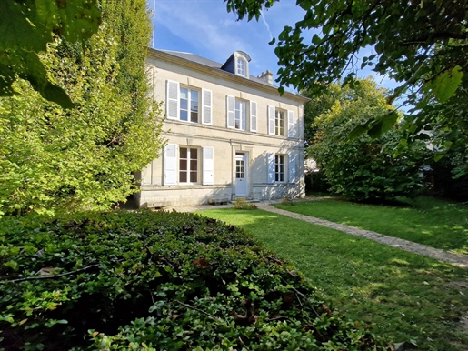 Stunning property near Paris in Oise