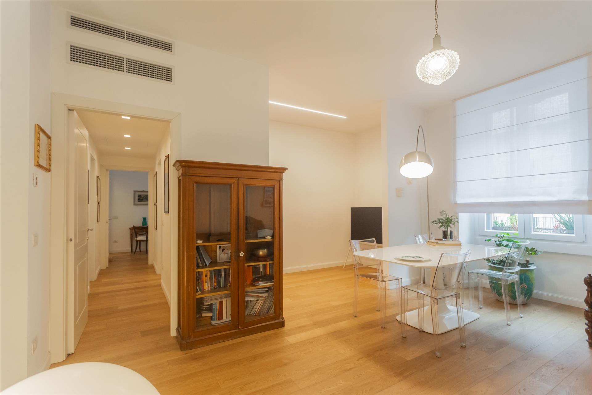 Design apartment in the heart of Milan