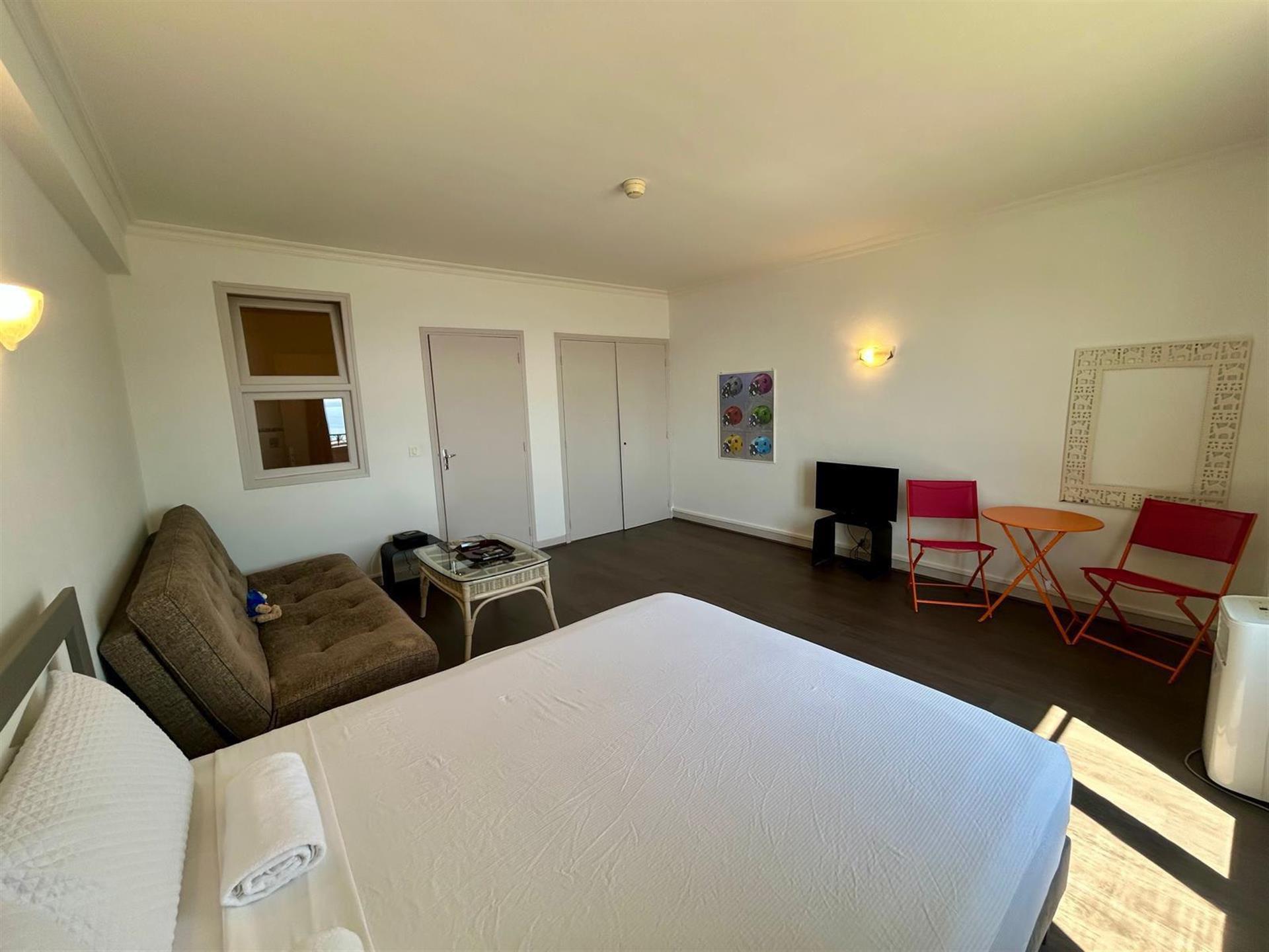 Monaco – Carré d'Or | Studio with Sea View for Sale – Palais de la Scala