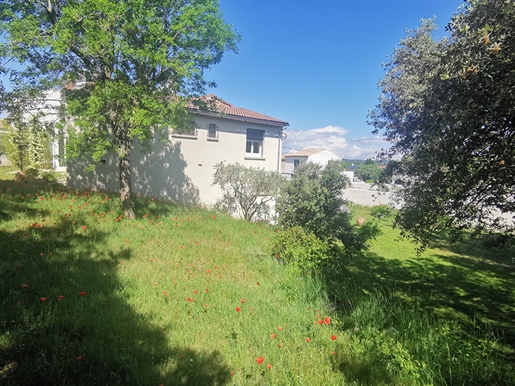 Rochefort du Gard, Maison T4 avec garage sur parcelle de 1308 m2