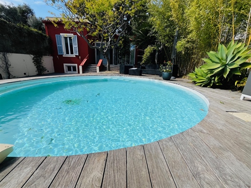 Beaulieu-Sur-Mer Magnificent 8-Room Villa Of 166M2, Land Of 327M2, Swimming Pool, Parking