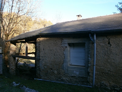 Maset in the countryside to finish renovating