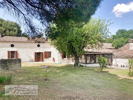 17Th Century Farmhouse with Gite, Swimming Pool, Two Hectares and Vineyards - 24240 Gageac Roulliac