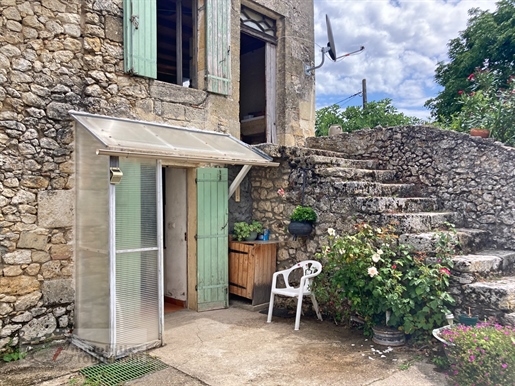 Graziosa casa in pietra da ristrutturare - Ampio giardino - 33350 Flaujagues