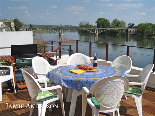 Townhouse with 5 Bedrooms and Magnificent River View - 33350 Castillon La Bataille