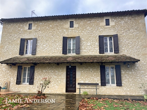 Grande Maison Girondine avec terrains de 2,5ha - 33890 Pessac Sur Dordogne
