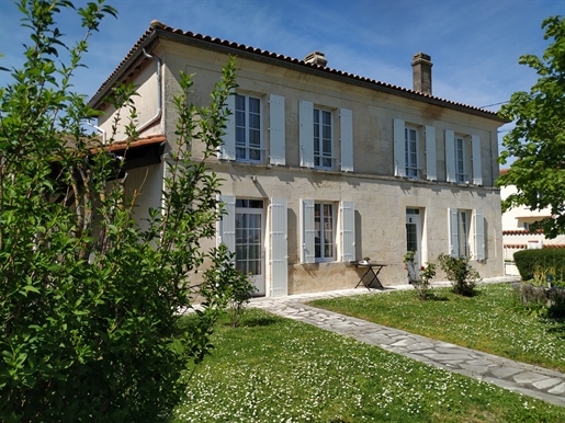 Charente-Style house with floor