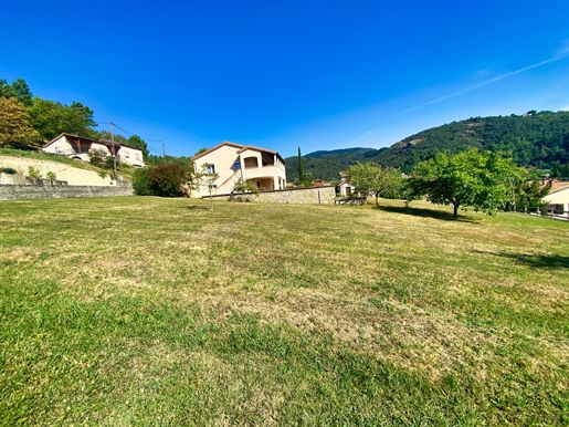 10 Minutes From Aubenas By Car. Superb Land Of Approximately 940 M2
