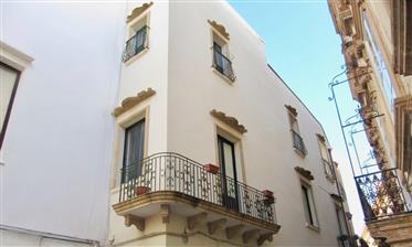 Historic Palace For Sale Gallipoli