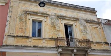 Appartamento in vendita centro storico  Monteroni di Lecce