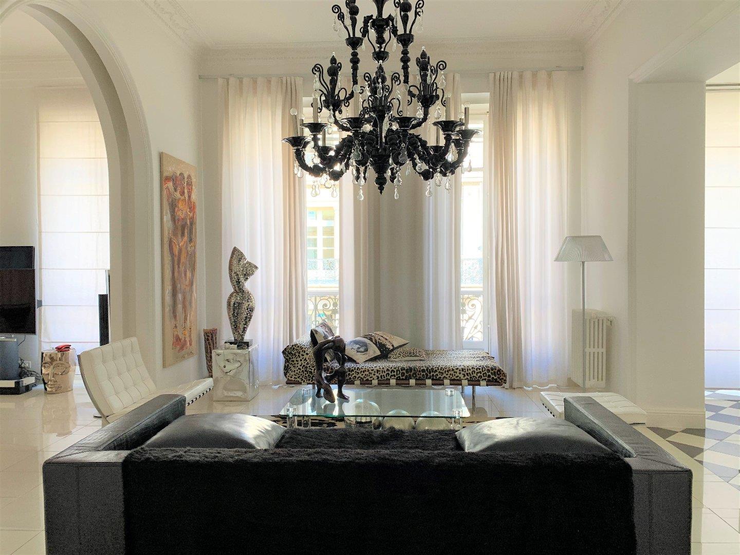 Purchase: Apartment (84000)