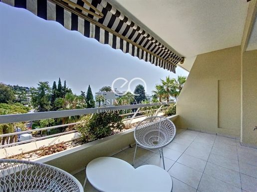 Cannes Basse Californie Appartamento di 3 locali 63m² ristrutturato vista mare