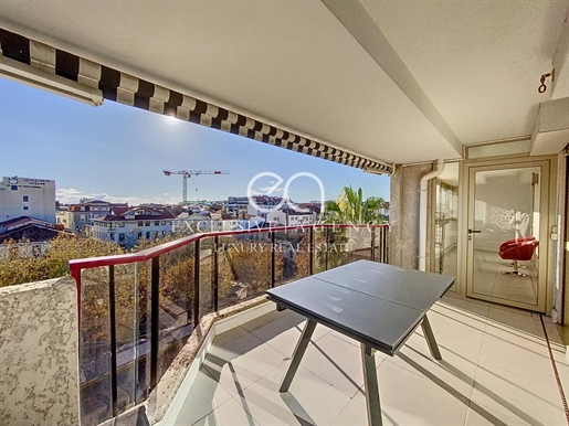 Exklusiv Cannes Wohnung mit 4 Zimmern 124m² im obersten Stockwerk