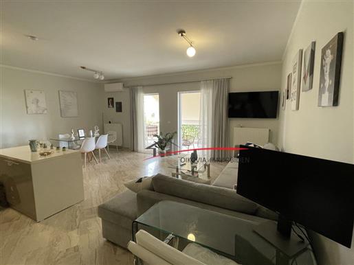 2-Zimmer-Wohnung komplett möbliert und ausgestattet zum Verkauf in Nafplio