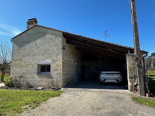 Stone farmhouse with 3 bedroom and pool, and no neighbours.