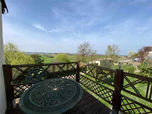 Beautiful village house with lots of character and stunning views!