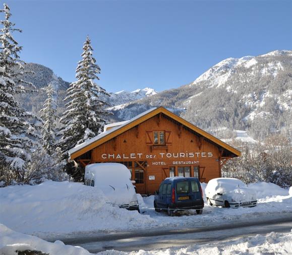  pre predaj chalet-chalet-hotel Hautes alpes, v regióne serre chevalier (1400 m)