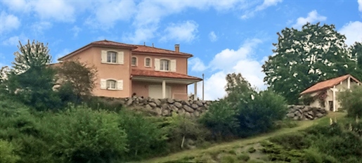 Maison T6 avec splendide vue Pyrénées et jardin de 3968 m²