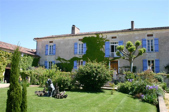 Outstanding 16Th Century Maison De Maitre With 2 Cottages, Studio, Extensive Outbuildings And Superb