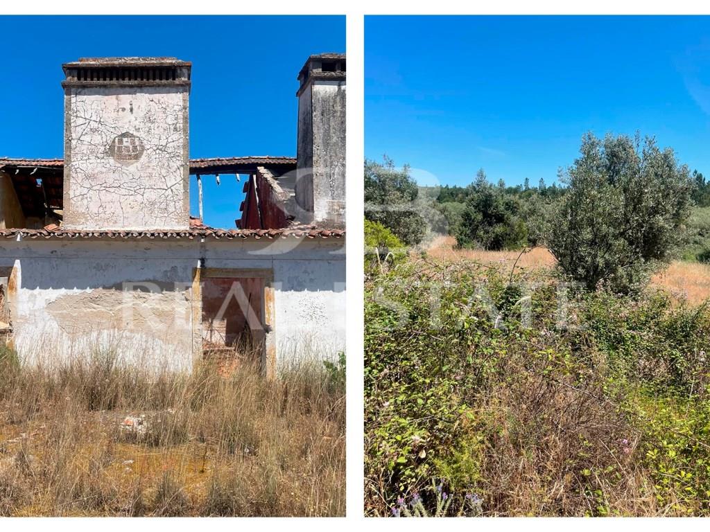 Montargil Dam - Hill With Ruins - Foro Do Montinho