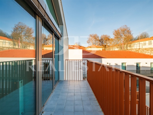 T2+1 with suite + 2 balconies +2 parking spaces - GrAnjo 120 - A new development in Bonfim - centre