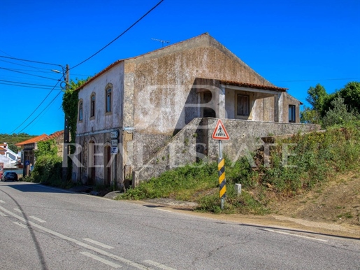 Vieille Maison | 1400 m2 Terrain - Entre Castelo De Bode et Tomar