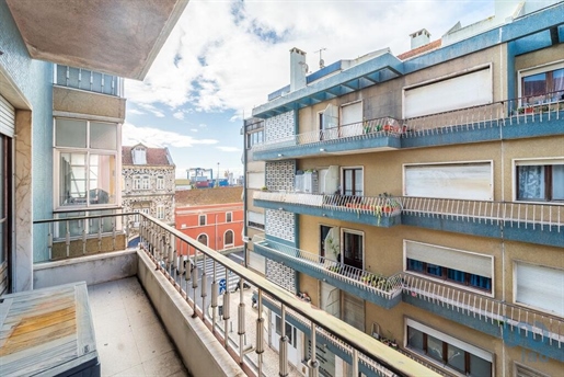Апартамент с 2 стаи в Лисабон с 80,00 m²
